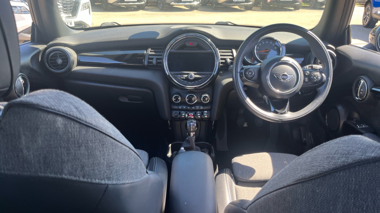MINI Hatchback 1.5 Cooper II 3dr Petrol Hatchback